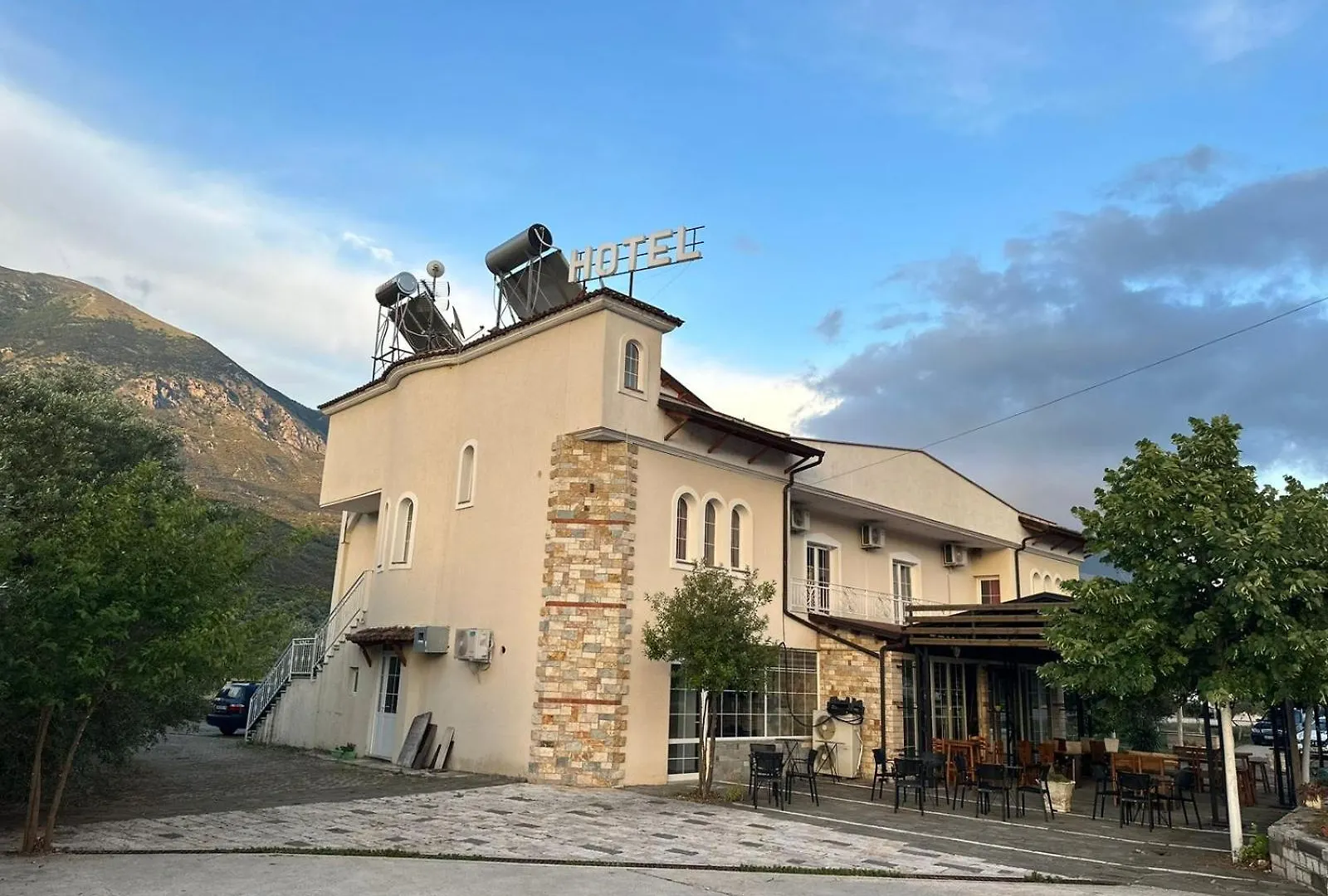 Hotel Tepelena