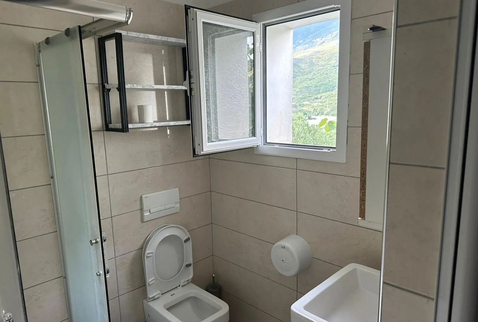 Hotel Tepelena